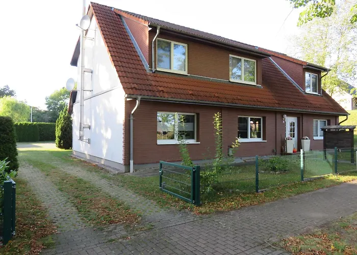 Am Tor Zur Lewitz - Obergeschoss 아파트 *